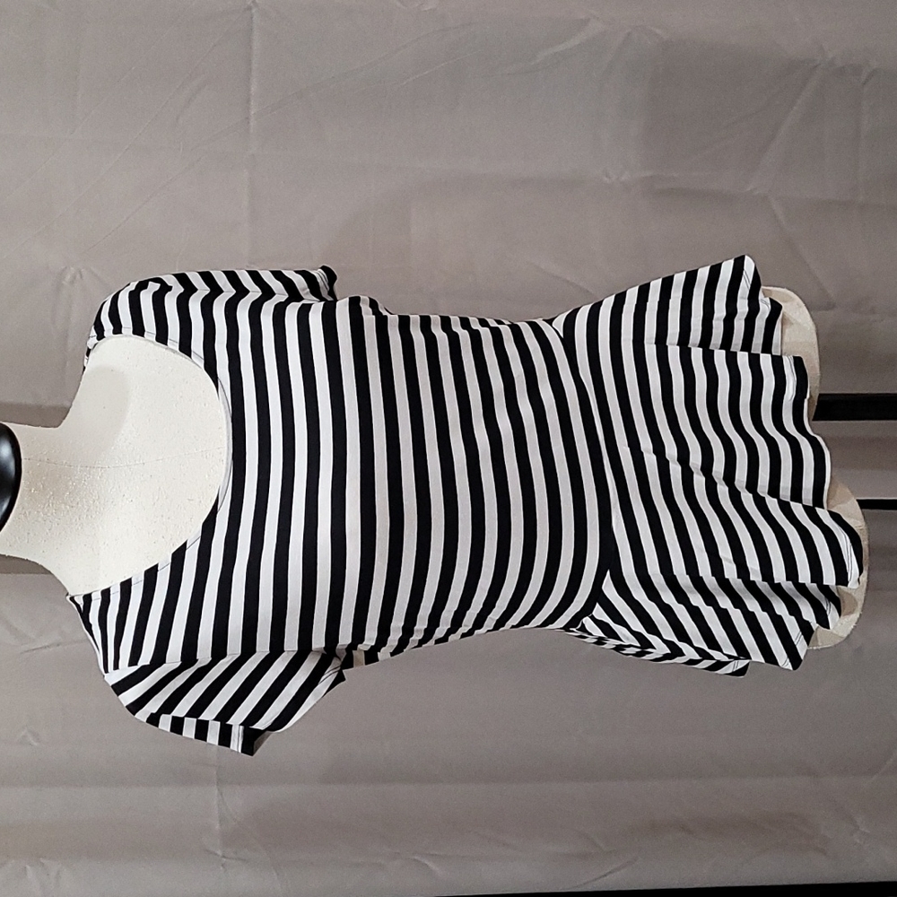 Elle women's top - 2 For $10